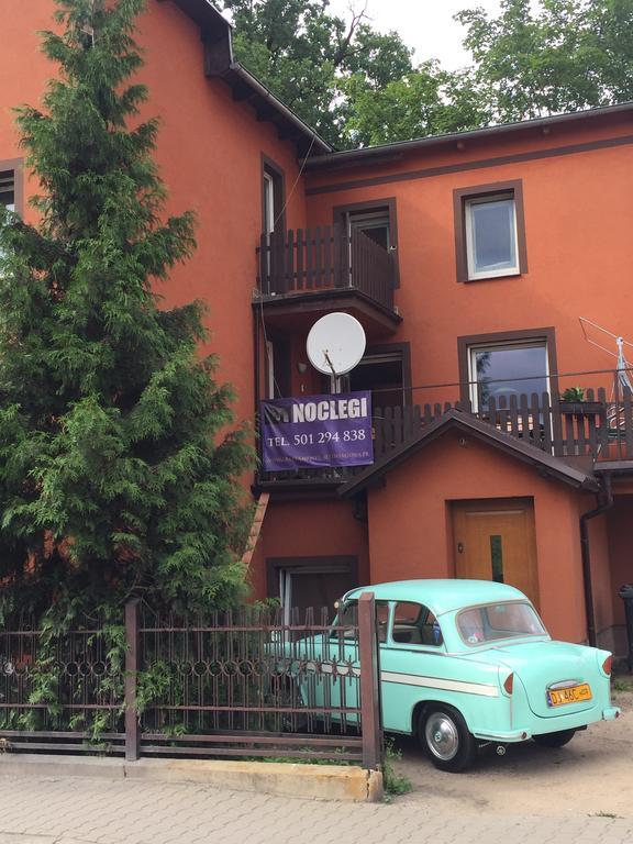 Ferienwohnung Apartament Tipton Jelenia Góra Exterior foto